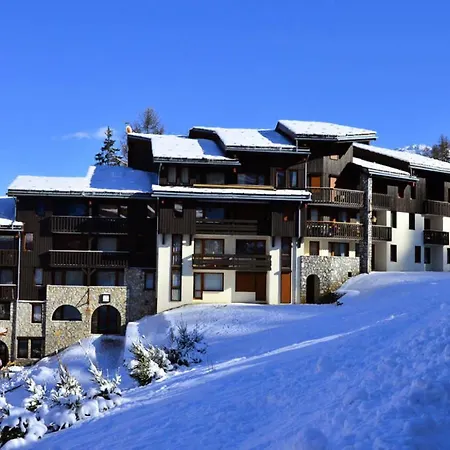Les Pentes - Pour 2 Personnes Mae-9704 *